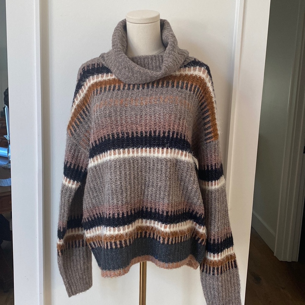 Never worn Sweater charlie B … cleaning out my closet!